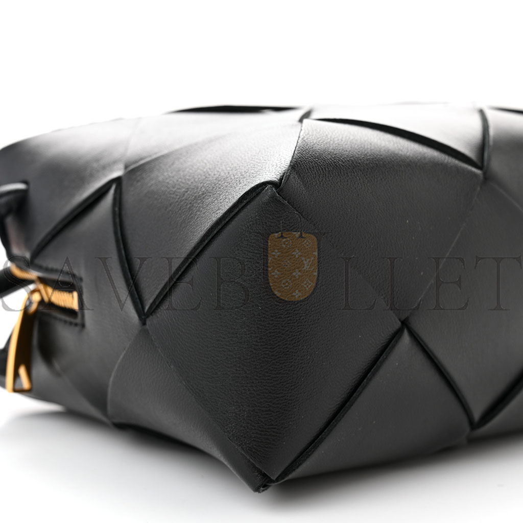 BOTTEGA VENETA LAMBSKIN MAXI INTRECCIATO SMALL CASSETTE CAMERA BAG BLACK (22*15*8cm)